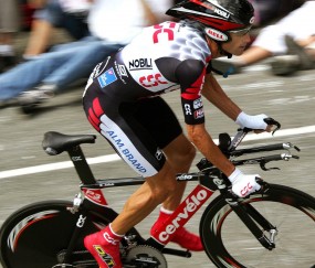 开云体育-当福克斯的里程碑照亮奇才的逆袭夜，篮球宇宙里没有永恒的王者