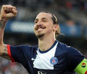 开云APP-F1年度争冠焦点战，皇家社会强压罗马，体育跨界叙事下的胜利密码