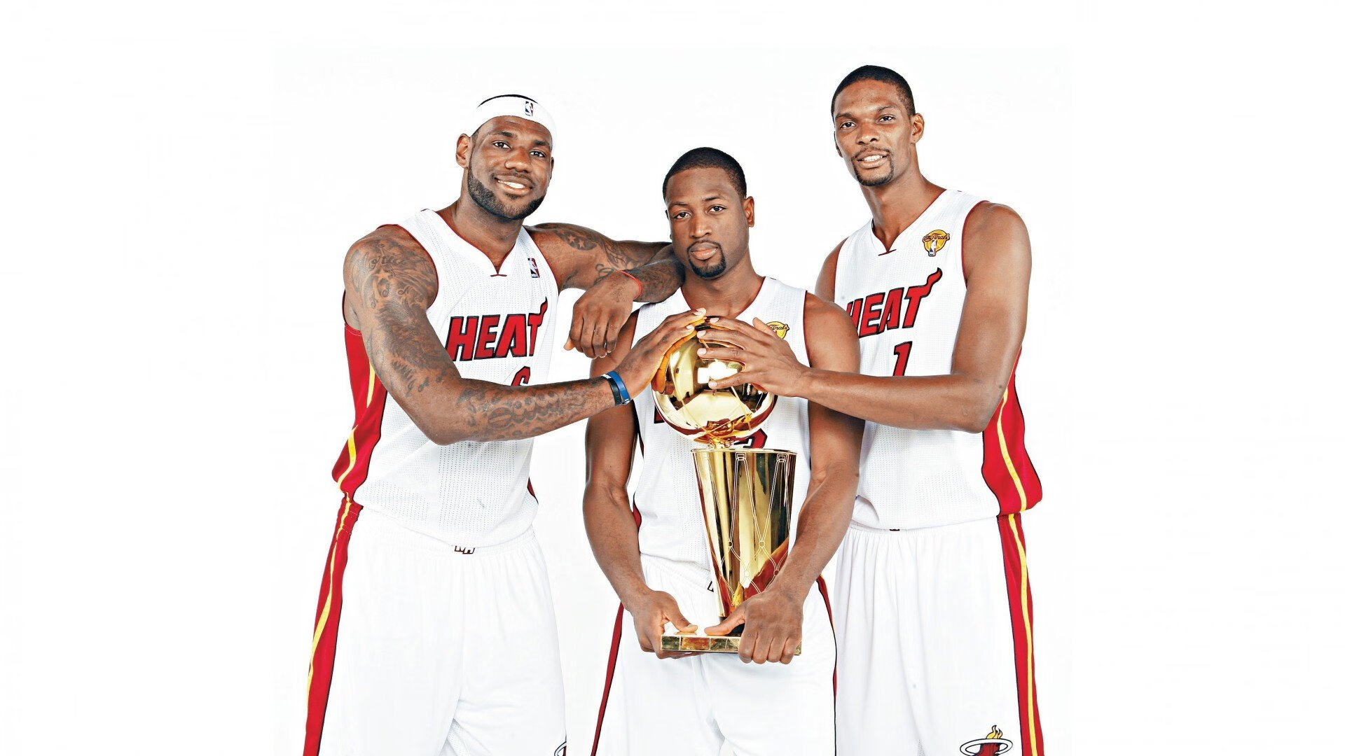 利物浦血拼洪都拉斯，当足球殖民的幽灵在NBA总决赛显形