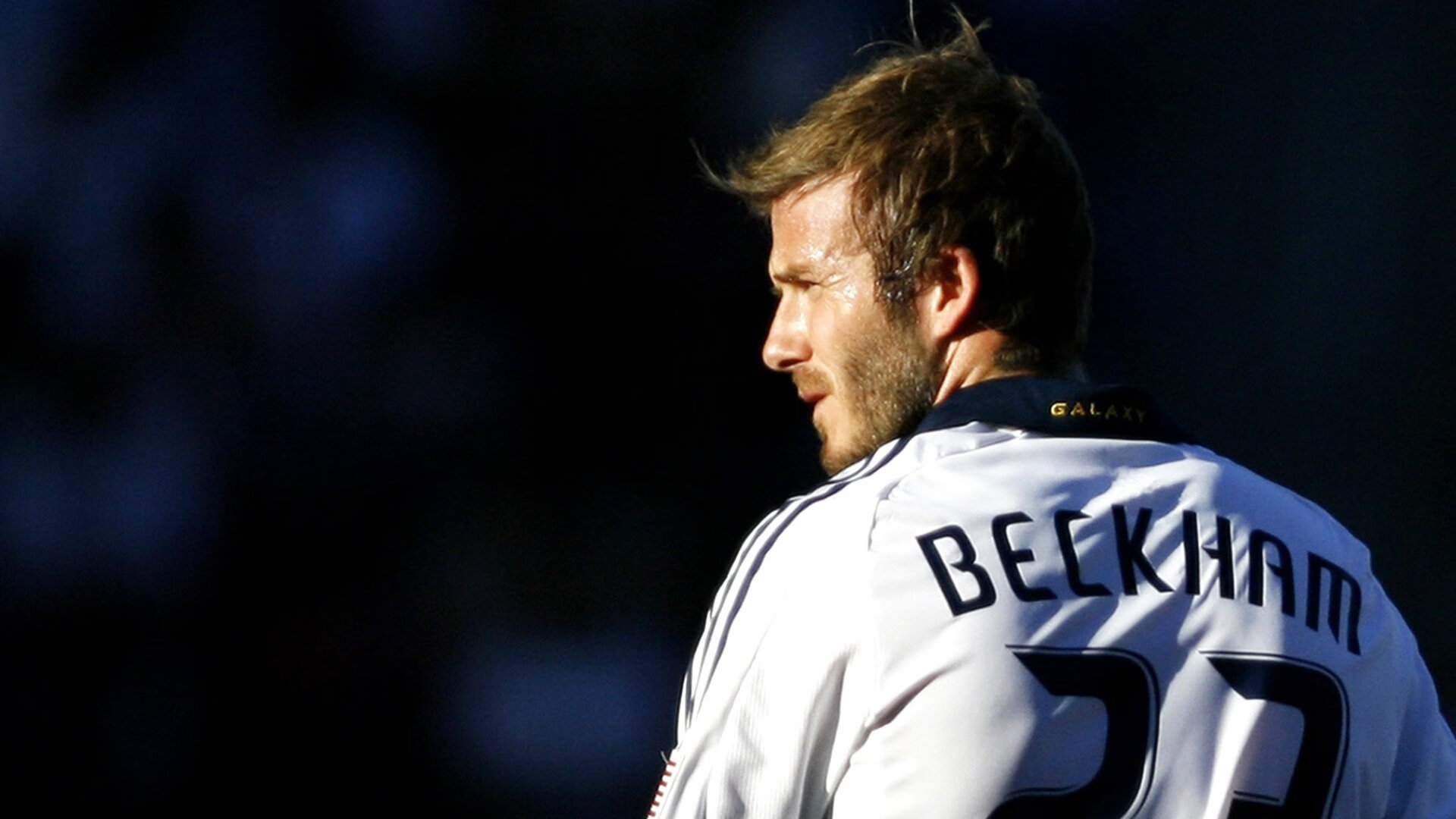 欧冠淘汰赛之夜，帕尔默的完美演出，当星光穿透斯坦福桥的迷雾