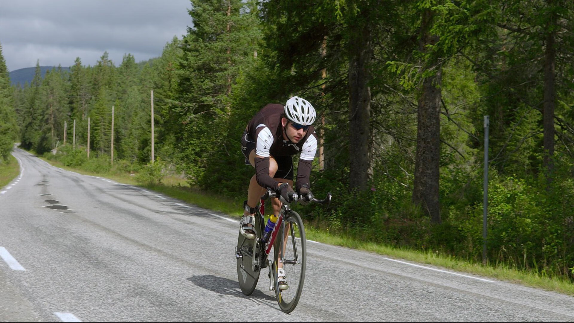 布鲁诺节奏完全掌控,AC米兰踏平瑞士,当战术齿轮咬合命运的瞬间
