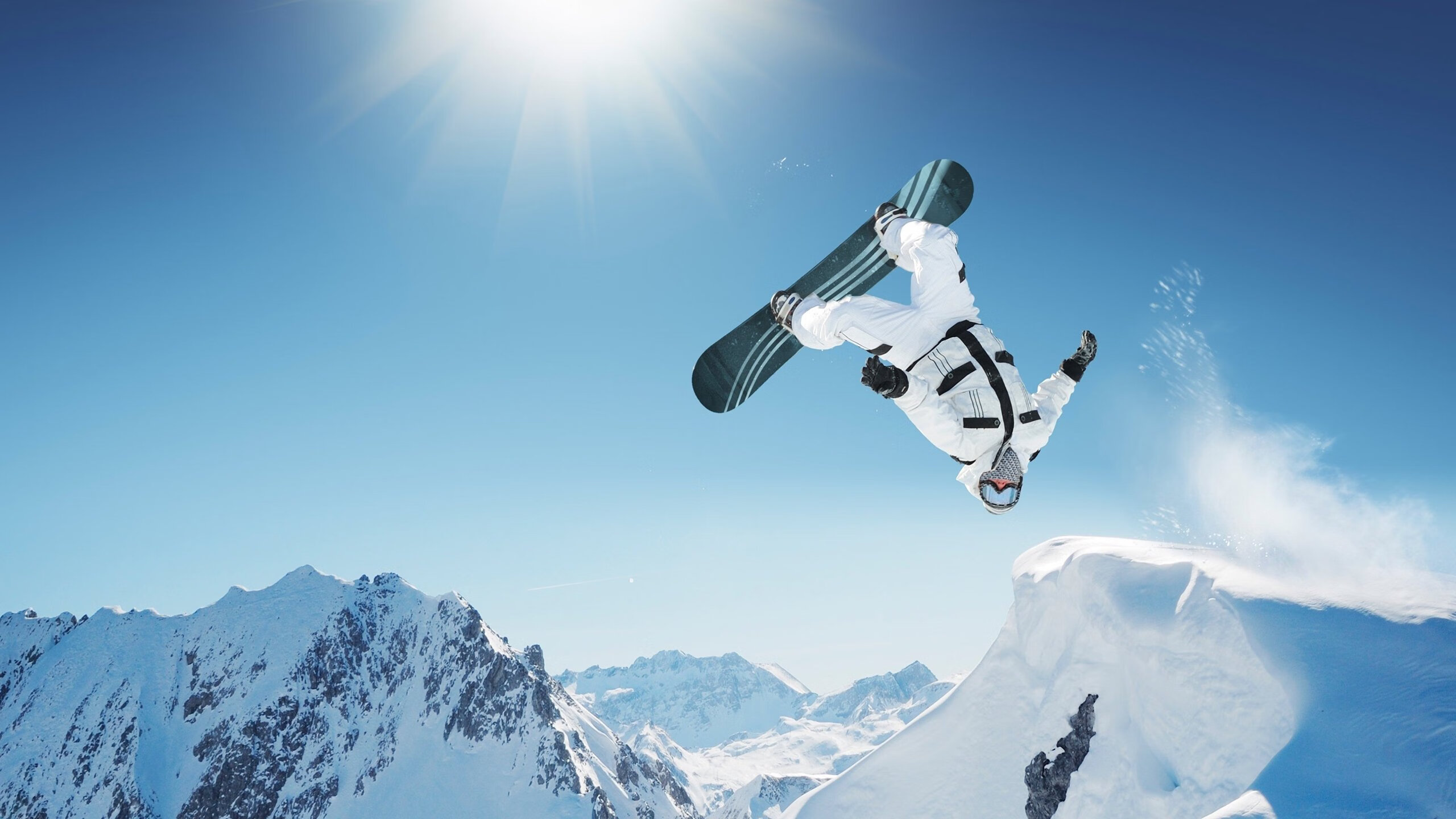 奥亚尔萨瓦尔，从无名之地到关键先生的逆袭之路